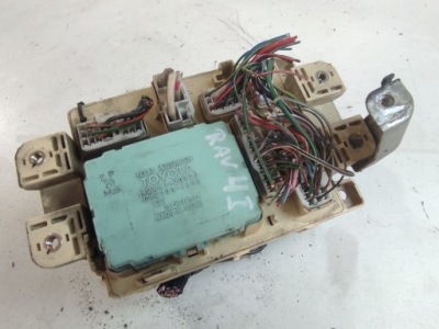 Модуль коробка предохранителей toyota rav4 1 82641-20190 068900-1550 фото №1