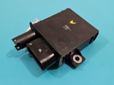 Реле свічка розжарювання mercedes w212 фото №1