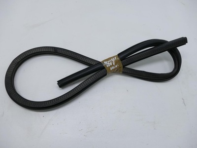 Peugeot 308 cc t7 lift прокладка двері права фото №1