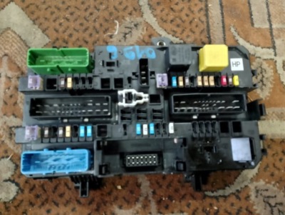 С pinem astra h iii коробка предохранителей 13220830 фото №1