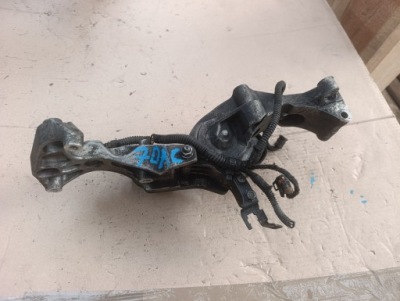 Кронштейн основание генератора opel astra j meriva b 1.7 cdti 98090590 фото №1