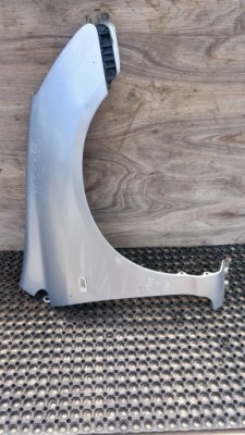 Honda civic vii крила перед правий nh623m фото №1