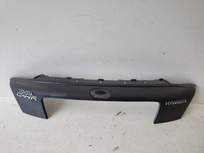 Toyota c-hr hybrid накладка кришки задня оригінал фото №1