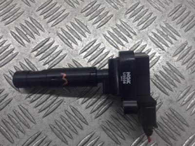 Катушка зажигания mercedes w204 1.8 компрессор ngk u5056 фото №1