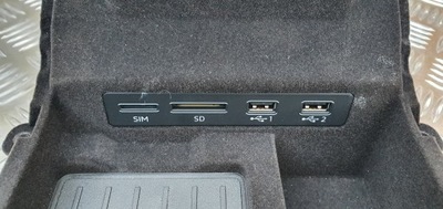 AUDI A6 A7 4K ПАНЕЛЬ USB 4N1035736