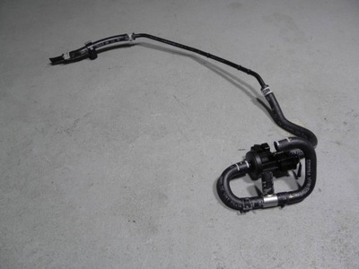 Audi rs4 b7 4.2 // клапан шланг топлива 8t0201528d фото №1