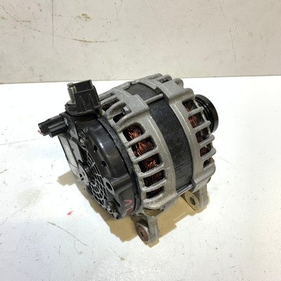 Renault clio v captur 1.0 tce генератор 231002175r фото №1