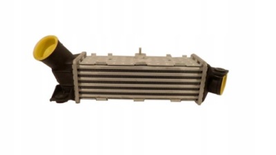 Интеркулер vw caddy 1.9 tdi 2000-2004 фото №1