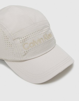 Calvin Klein czapka z daszkiem beżowa