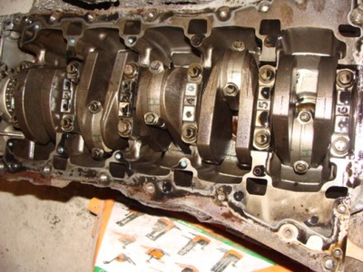 Wał коленчатый 2.5 td5 land rover discovery 2 ii фото №1