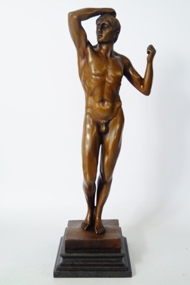 RODIN postać mężczyzny mitogolia nagi rzeźba