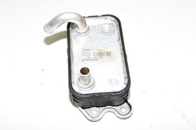 Радиатор масла 2.4 t b volvo v70 i ii s70 c70 s80 s60 xc70 8677974 фото №1