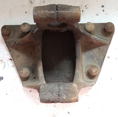 Кронштейн кронштейн рессора scania 4 r фото №1