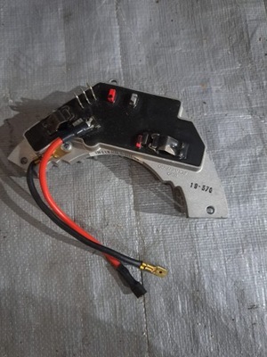 Регулятор вентилятор peugeot 306 фото №1