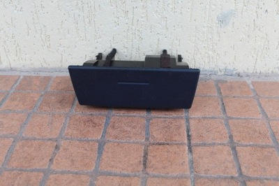 Попільничка mitsubishi carisma mr381240 фото №1