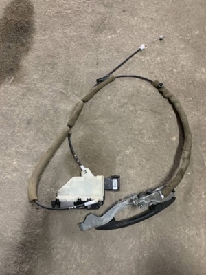 Замок двері розсувних citroen berlingo psa828414 фото №1