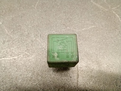 13731563 реле bmw 525 фото №1