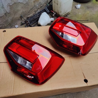 Audi q2 лампа правий задня w крила фото №1