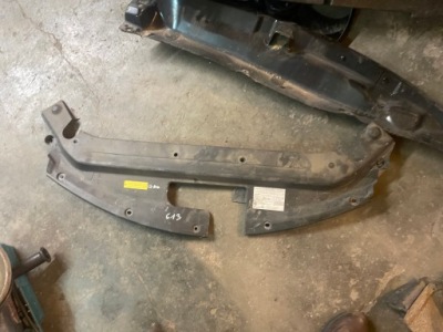 Nissan pulsar c13 защита поперечина передний пластик na pas 623223zl0a фото №1