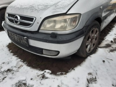 Передний бампер opel zafira a z147 фото №1