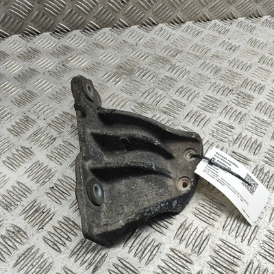 Maserati levante 2016 правая сторона кронштейн / кронштейн двигателя фото №1