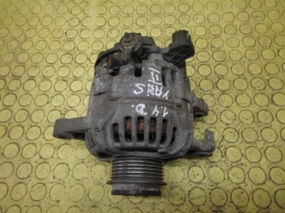 Toyota yaris ii 1.4 d генератор 270600n011 фото №1