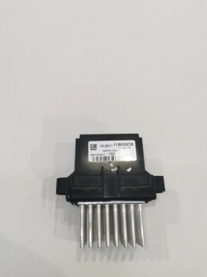 Opel insignia a 2010 реле вентилятор фото №1