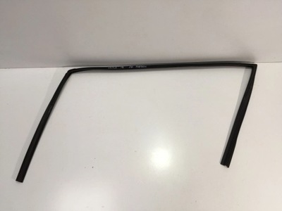 Kia niro 2018 прокладка скло двері перед права фото №1