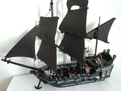 Lego Piraci z Karaibów 4184 Czarna Perła okręt statek niekompletny
