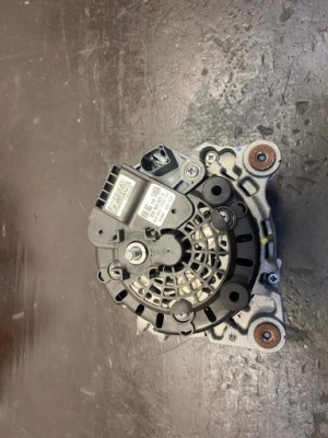 Генератор 05e903027a vw audi 140a фото №1