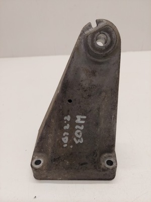 Кронштейн двигуна mercedes w203 2.2cdi a6112230804 фото №1