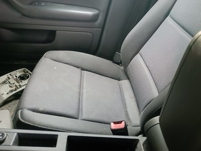 Audi a4 b6 сиденье перед левый правый фото №1