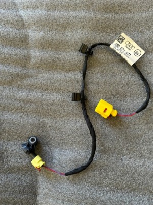 Датчик удара audi q7 q8 4m 4m0971677... фото №1