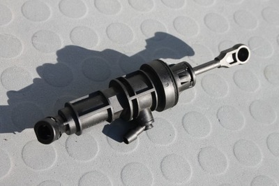 Помпа педали сцепления outlander ii 2.2 di-d 06-12 фото №1