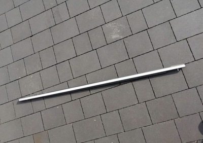 Chrysler town country молдинг ущільнювач фото №1