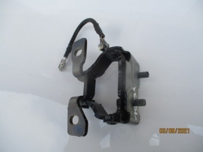 Bmw 1 f20 петля крышки багажника левый фото №1