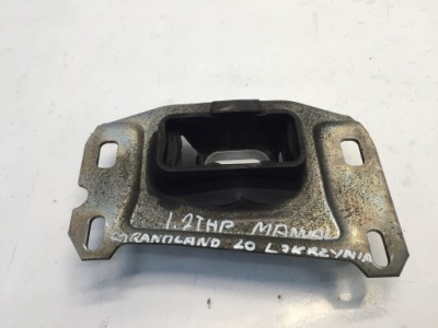 Opel grandland x 1.2 thp 20r кронштейн подушка коробки фото №1