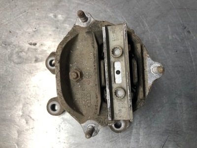 AUDI A4 A5 A6 Q5 RANKENA PAGALVĖ DĖŽĖS 4G0399115S 8K0399151 