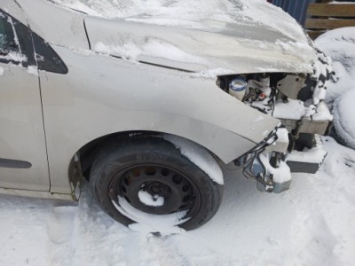 Крыло правый перед peugeot 308 2008 rok etsc фото №1