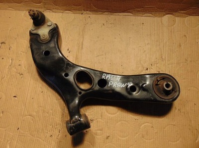 Рычаг правый перед toyota rav-4 hybrid 2.5 бензин фото №1