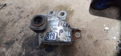 Кронштейн подушка двигателя 1.6jtd alfa romeo mito 50508653 фото №1