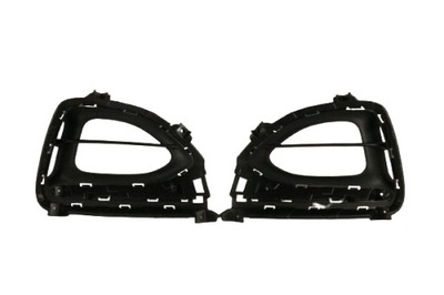 Hyundai i20 ii решётка бампера правая перед фото №1