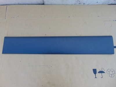 Молдинг бічна лівий задня vivaro trafic 2001- фото №1