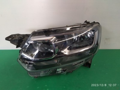 Лампа передняя левая citroen berlingo iv 4 9816824880 фото №1