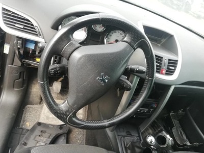 Приборная панель консоль peugeot 207 sw kombi фото №1