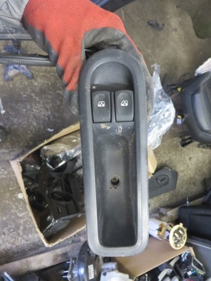 Перемикач керування вікон clio iii r фото №1