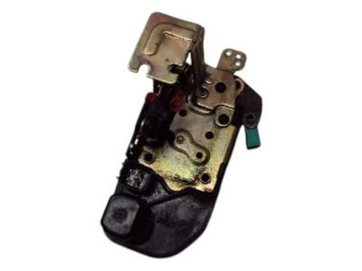 Замок двері правий перед chrysler pacifica 03- фото №1