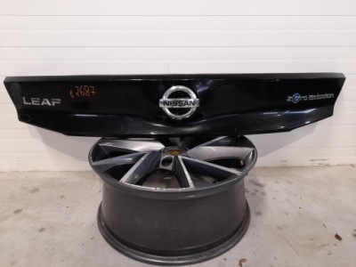 Накладка na задняя крышки багажника nissan leaf фото №1