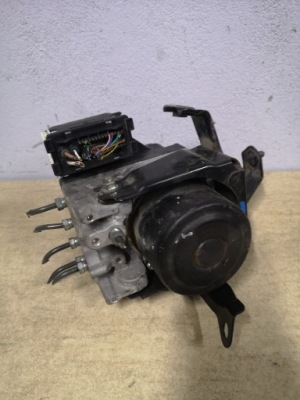 Насос тормозная abs 44540-53240 lexus is 220 фото №1