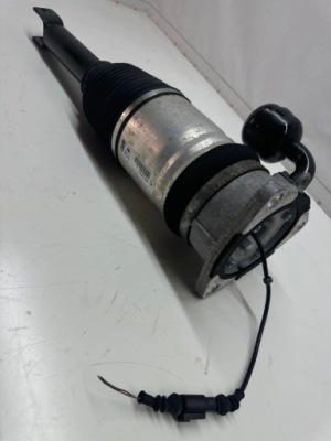 Задній правий амортизатор пневматичний bentley flying spur 3w_ 3w5616002b фото №1